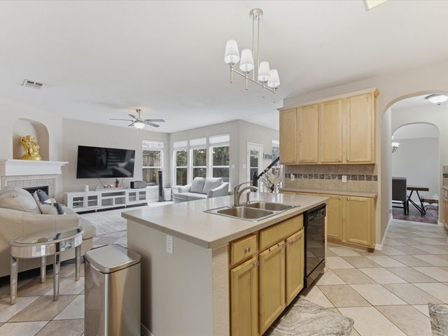 5404 Worley Drive, The Colony, TX 75056