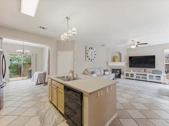 5404 Worley Drive, The Colony, TX 75056