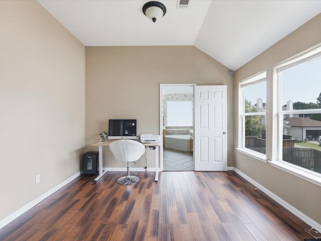 5404 Worley Drive, The Colony, TX 75056