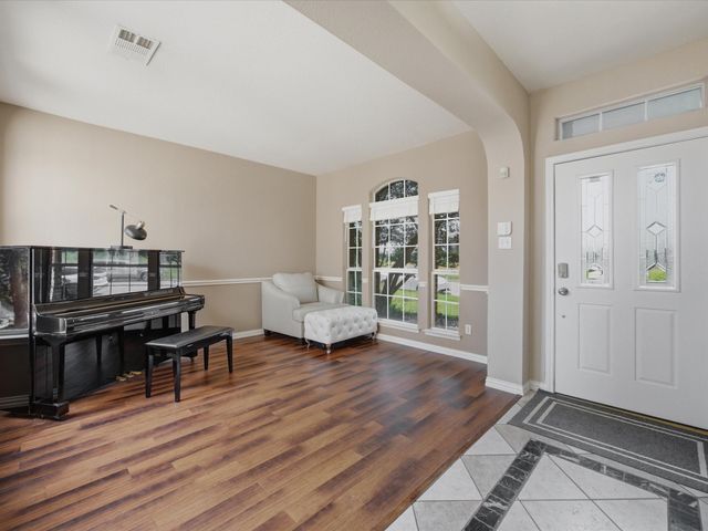 5404 Worley Drive, The Colony, TX 75056