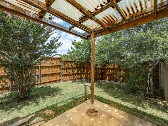 5404 Worley Drive, The Colony, TX 75056