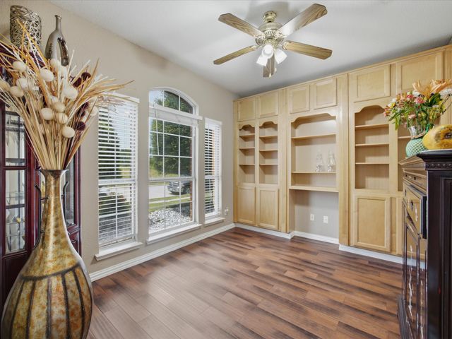 5404 Worley Drive, The Colony, TX 75056