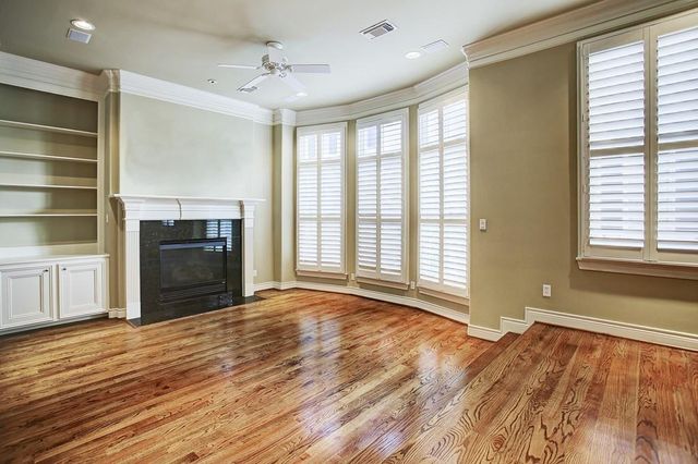 4013 Bellefontaine Street C, Houston, TX 77025