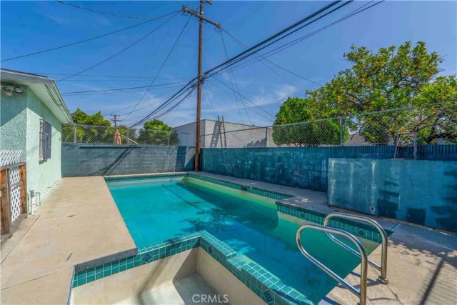5630 Myrtle, Long Beach, CA 90805