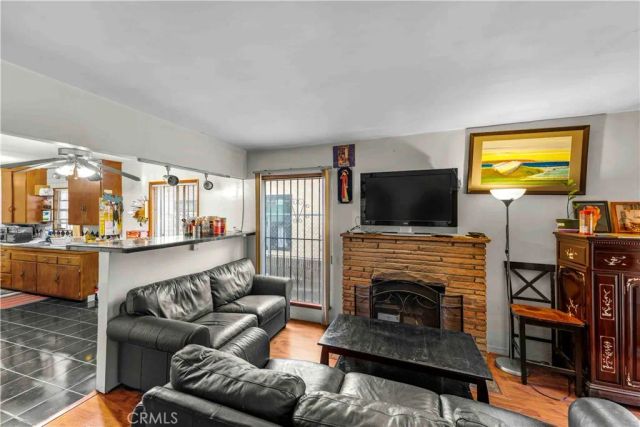 5630 Myrtle, Long Beach, CA 90805