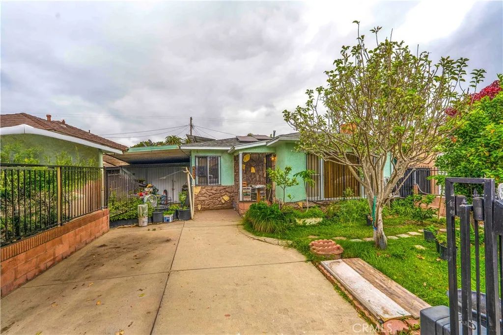 5630 Myrtle, Long Beach, CA 90805