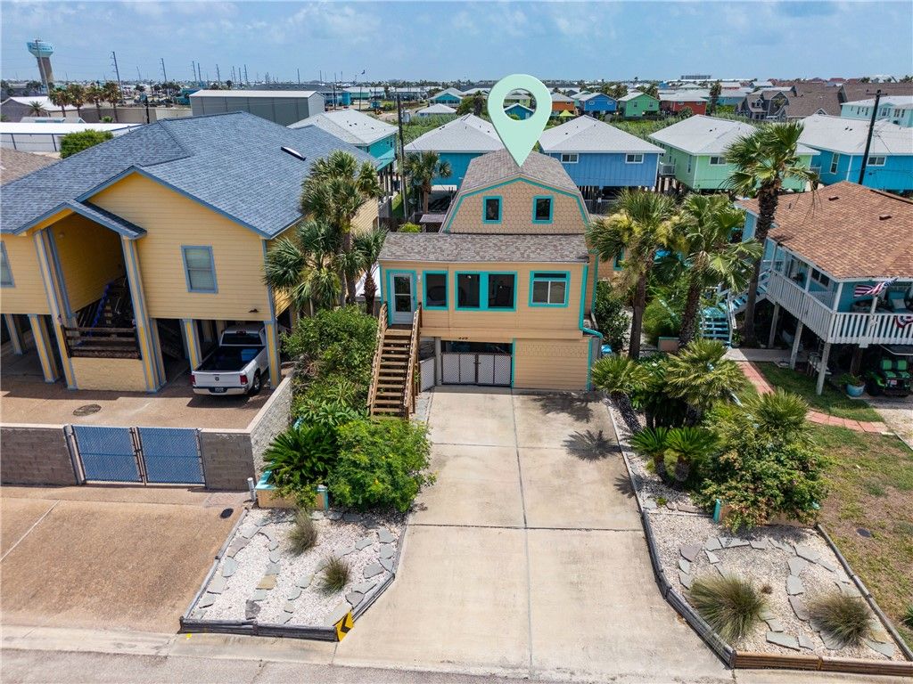 339 Bralley Dr, Port Aransas, TX 78373 — photo 2