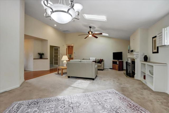 124 Ruby Ledge Ct, Grass Valley, CA 95945
