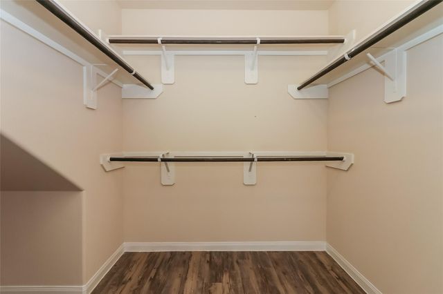 6046 Peaceful Ridge Drive, Houston, TX 77048