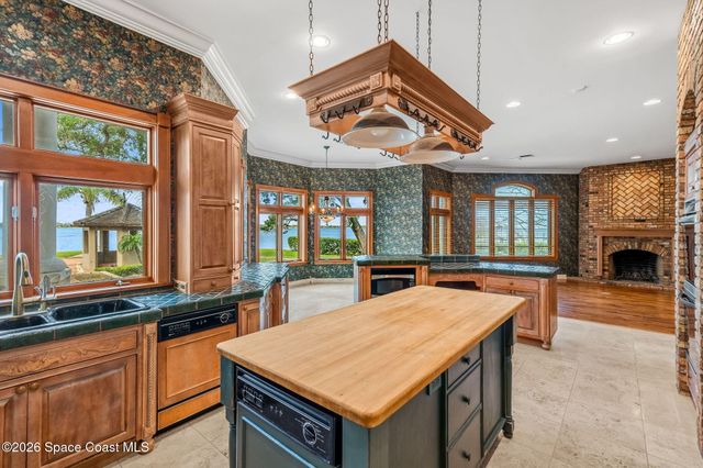 245 Stewart Drive, Merritt Island, FL 32952