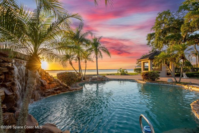 245 Stewart Drive, Merritt Island, FL 32952