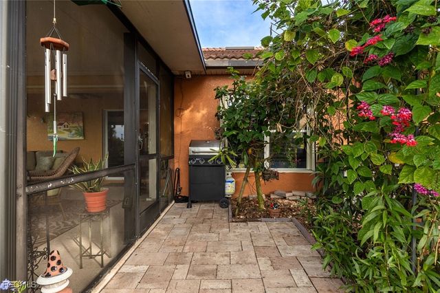 9281 Aegean CIR, Lehigh Acres, FL 33936