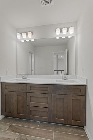 248 Ironshoe TRL, Liberty Hill, TX 78642