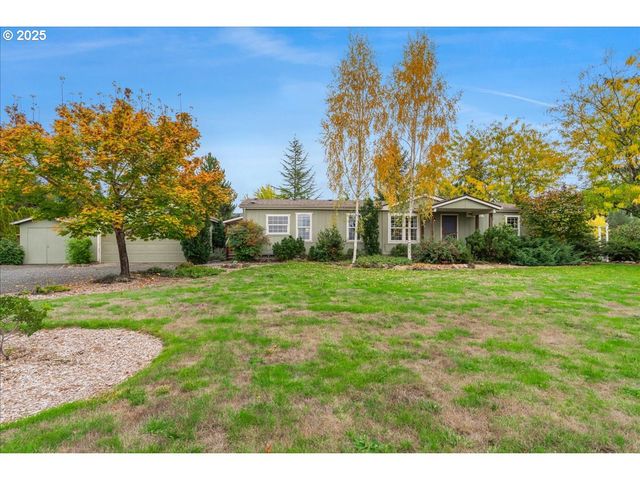 2080 Ne CHEHALEM Dr, Newberg, OR 97132