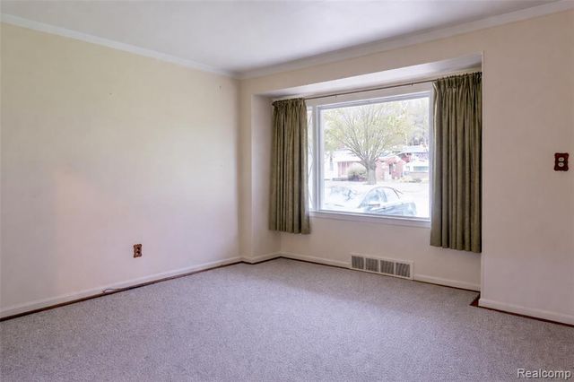 3539 Huron Street, Dearborn, MI 48124