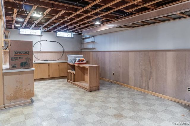 3539 Huron Street, Dearborn, MI 48124