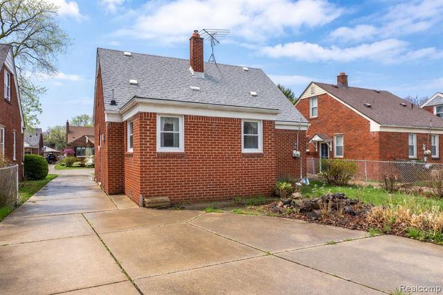 3539 Huron Street, Dearborn, MI 48124
