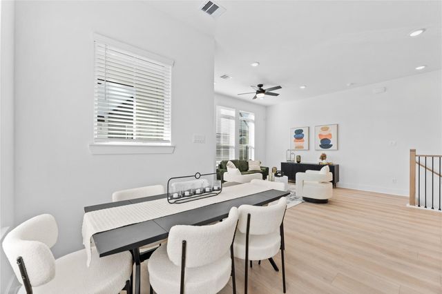 3105 Jensen Dr C, Houston, TX 77026