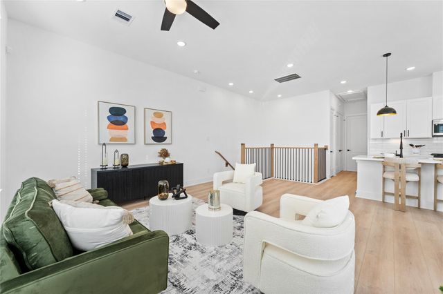 3105 Jensen Dr C, Houston, TX 77026