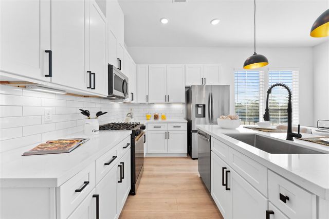 3105 Jensen Dr C, Houston, TX 77026