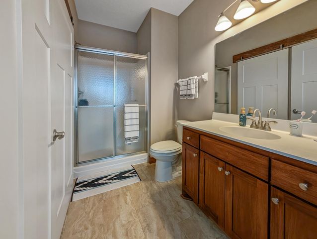 6230 Boulder Ridge Drive, Rockford, MN 55373