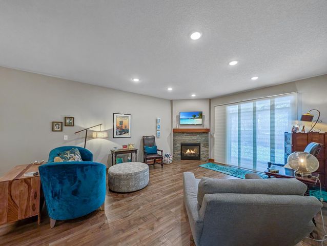 6230 Boulder Ridge Drive, Rockford, MN 55373