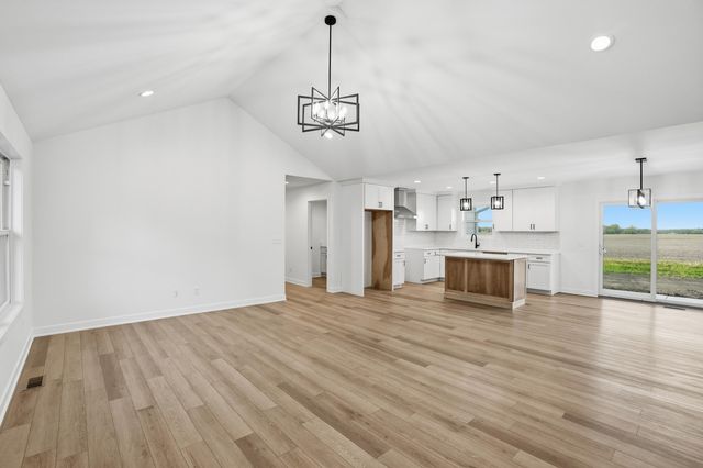 508 W Beaver Street, Morocco, IN 47963