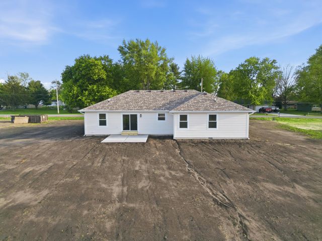 508 W Beaver Street, Morocco, IN 47963