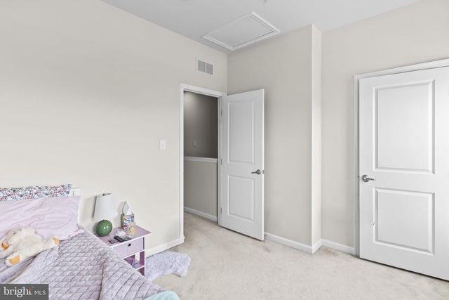 7933 TRAILVIEW XING, Glen Burnie, MD 21060