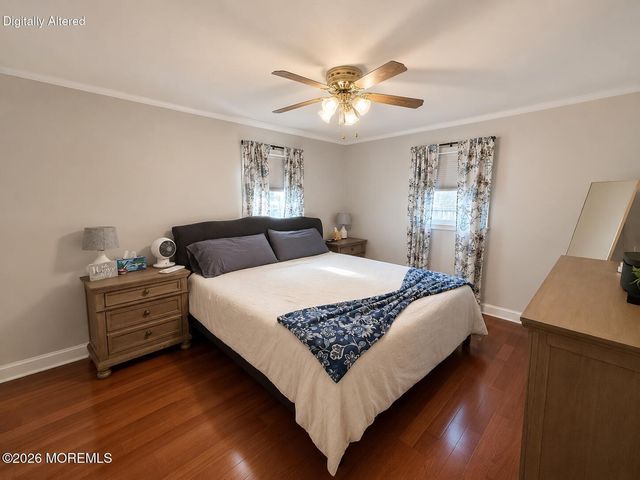 565 Sumner Avenue, Belford, NJ 07718