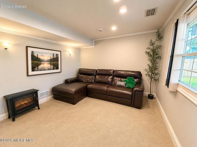 565 Sumner Avenue, Belford, NJ 07718