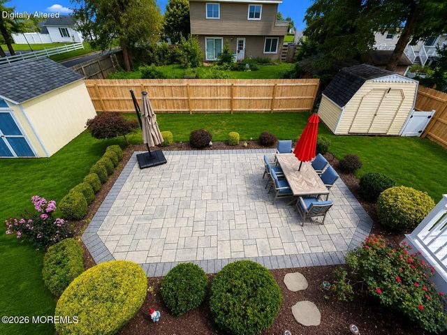 565 Sumner Avenue, Belford, NJ 07718