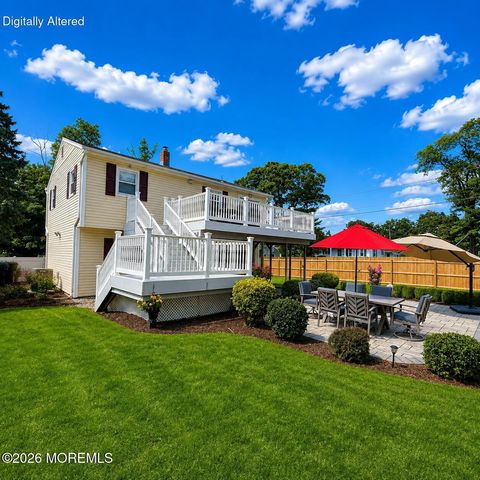 565 Sumner Avenue, Belford, NJ 07718