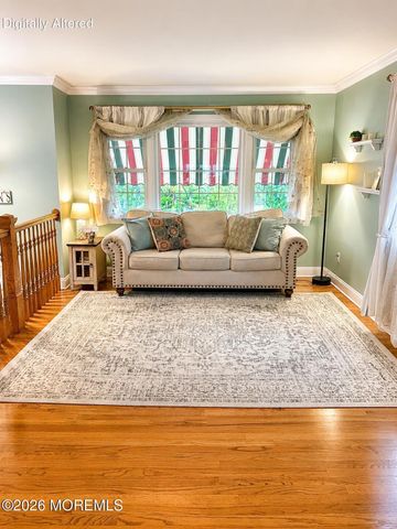 565 Sumner Avenue, Belford, NJ 07718