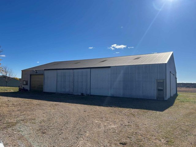 W1991 E River Road, Berlin, WI 54923