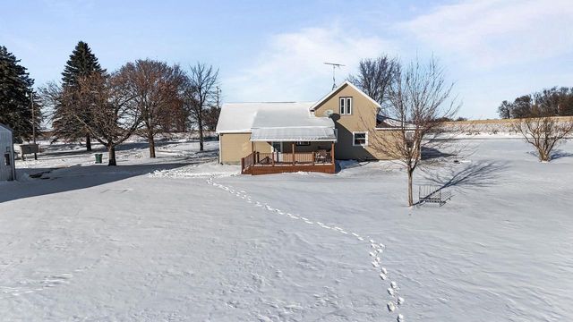 W1991 E River Road, Berlin, WI 54923