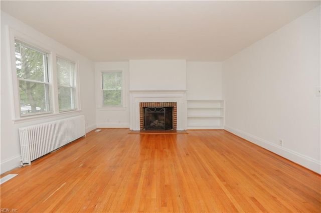 6049 Lake Terrace CIR, Norfolk, VA 23502