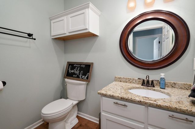 145 N Tuscany Drive, Hollister, MO 65672