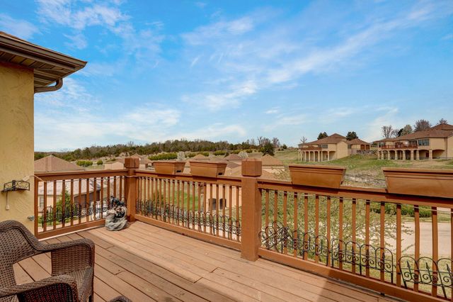 145 N Tuscany Drive, Hollister, MO 65672