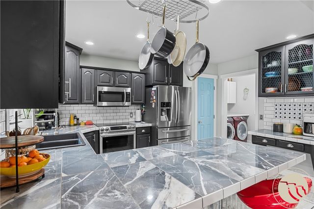 1090 Strawberry Avenue, Billings, MT 59105