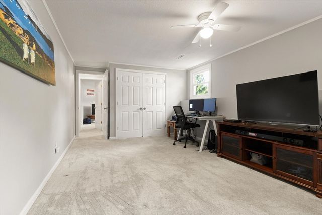 1 Myrtle Ave, Westford, MA 01886