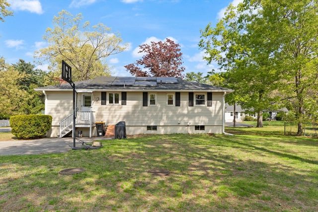 1 Myrtle Ave, Westford, MA 01886