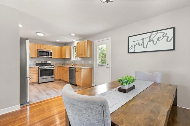 1 Myrtle Ave, Westford, MA 01886