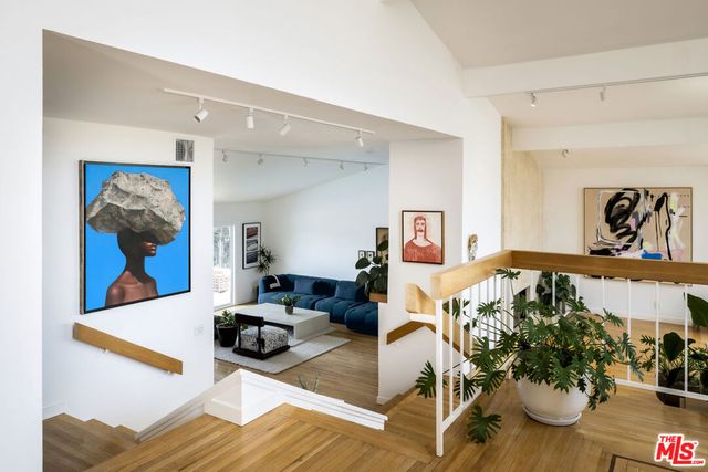 1926 N Crescent Heights Boulevard, Los Angeles, CA 90069