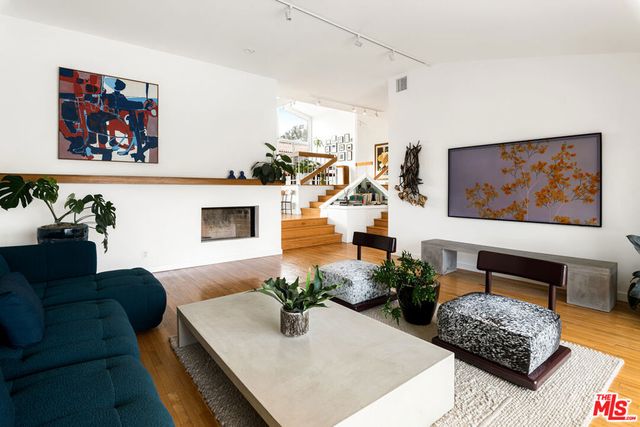 1926 N Crescent Heights Boulevard, Los Angeles, CA 90069