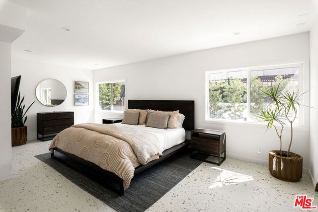 1926 N Crescent Heights Boulevard, Los Angeles, CA 90069