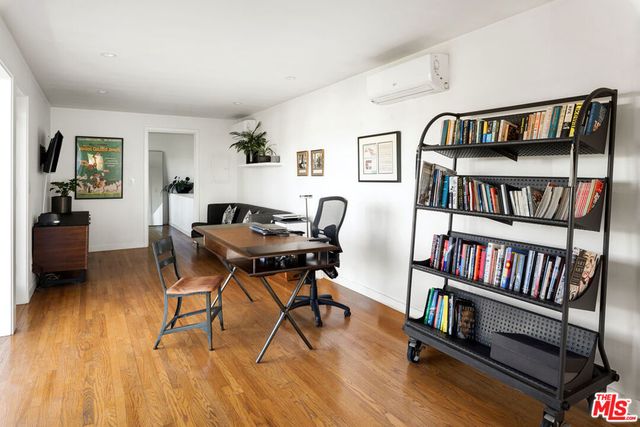 1926 N Crescent Heights Boulevard, Los Angeles, CA 90069