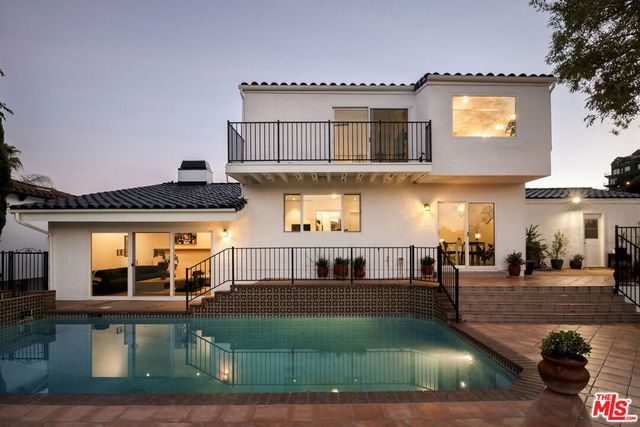 1926 N Crescent Heights Boulevard, Los Angeles, CA 90069