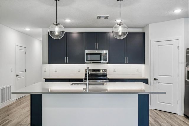 7928 N CREEK WAY 59, Citrus Springs, FL 34434