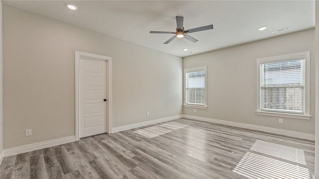 1031 Pebble Pass, Centerton, AR 72719